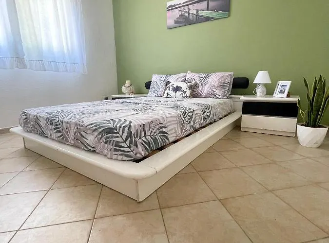 Casa Lia-beach Front *