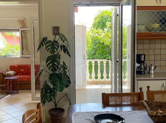 Casa Lia-beach Front Дом отдыха *