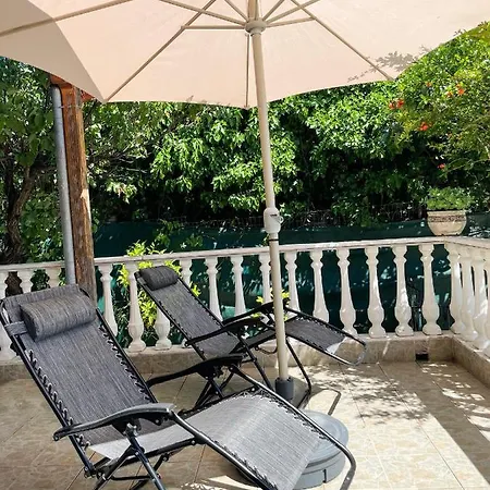Casa Lia-beach Front 別荘 Nea Kallikrateia