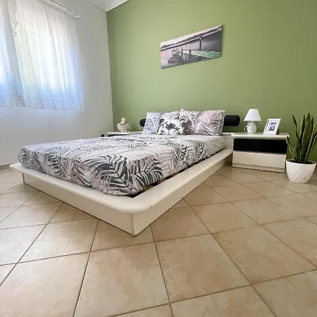 Casa Lia-beach Front *