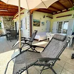 Casa Lia-beach Front * Nea Kallikrateia