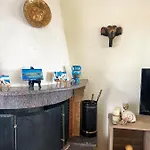 Casa Lia-beach Front Case de vacanță