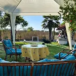 Casa Lia-beach Front Case de vacanță *