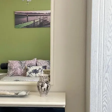 Semesterbostad Casa Lia-beach Front *