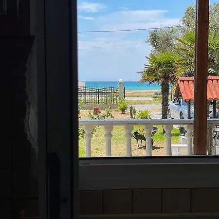 Vakantiehuis Casa Lia-beach Front