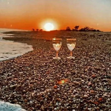 Vakantiehuis Casa Lia-beach Front Nea Kallikrateia