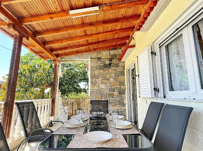 Casa Lia-beach Front